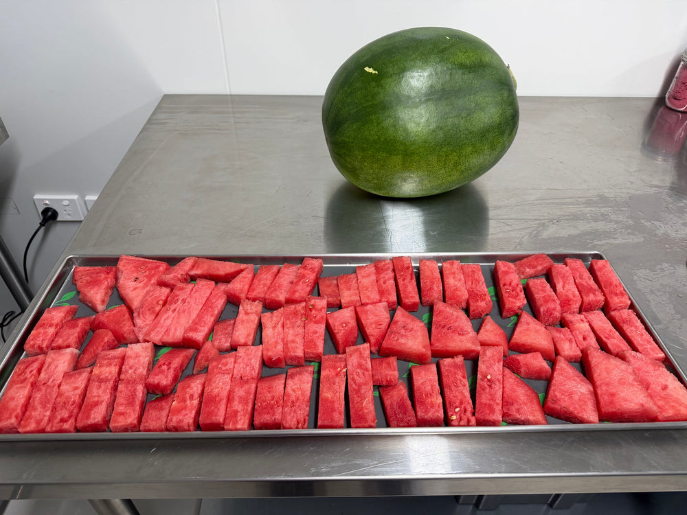 Freeze-dried watermelon snack pieces